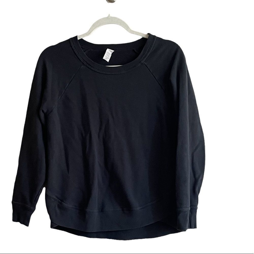 Balance Collection black sweatshirt